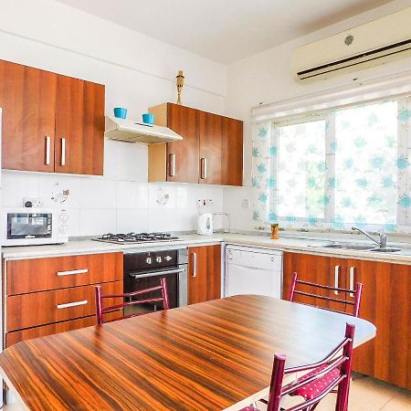 Rix Apartments Kirenia Zewnętrze zdjęcie