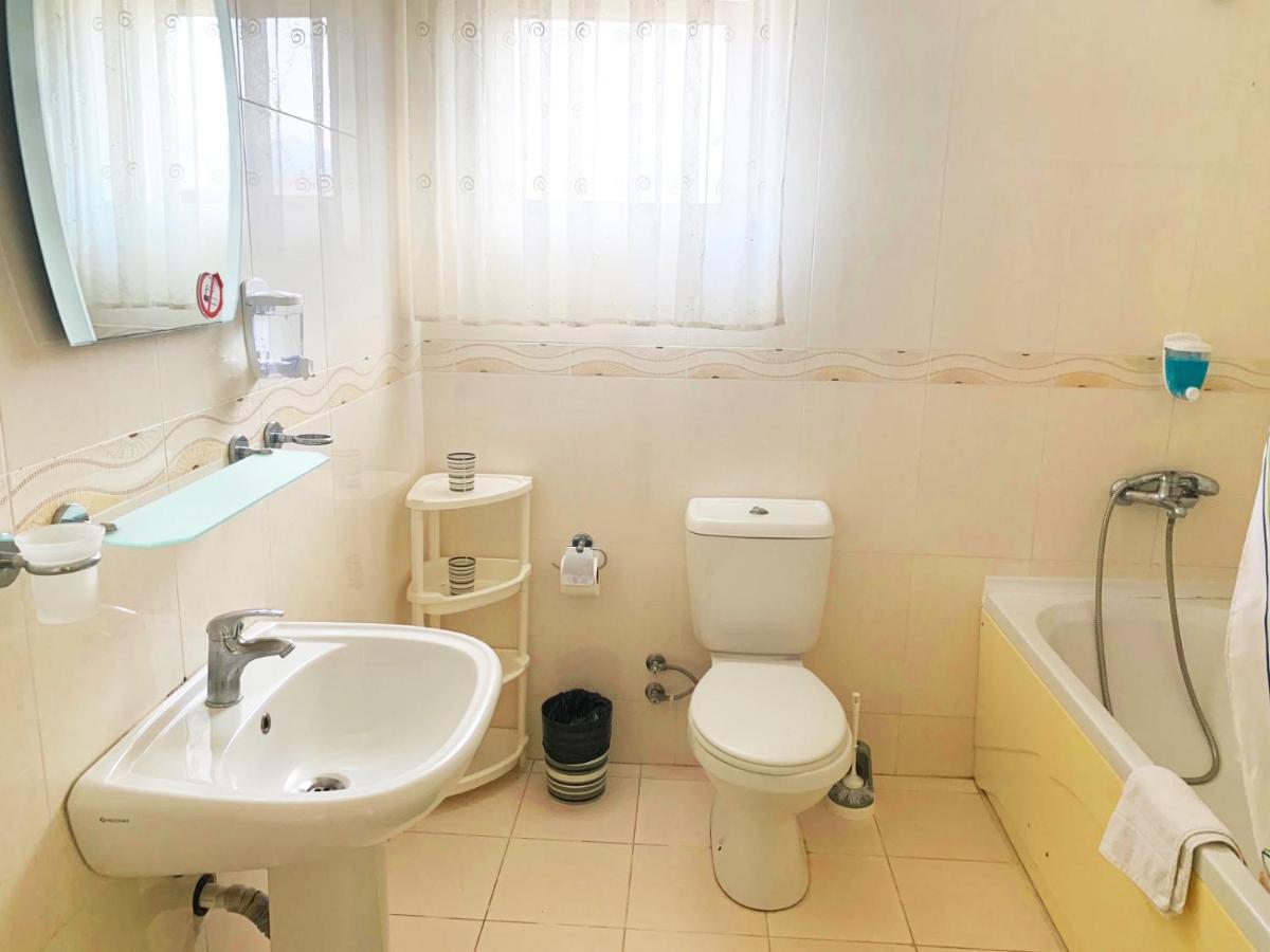 Rix Apartments Kirenia Zewnętrze zdjęcie